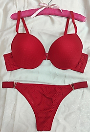 DOLGULU NEFES ALAN KUMAŞ KADIN SÜTYEN TAKIM