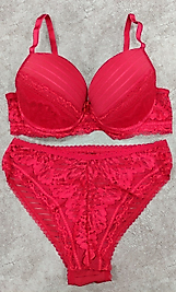 kırmızı sevgililer günü çamaşır