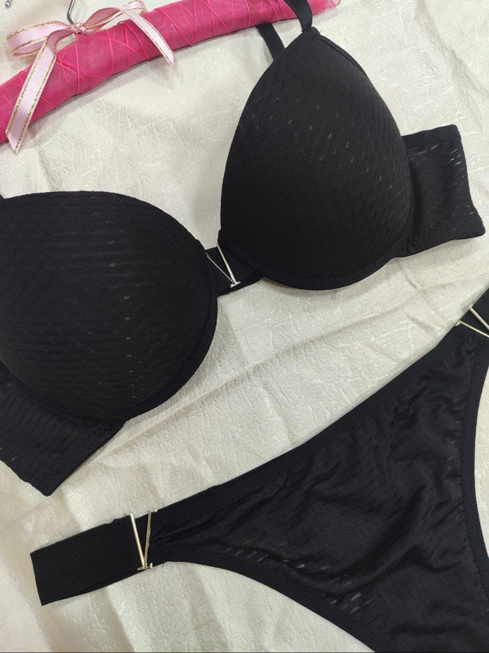 NEFES ALAN KUMAŞ KADIN SÜTYEN TAKIM